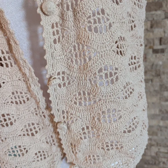 Vintage Crochet Sleeveless Vest Cream Fairy Coastal Cowgirl Festival Boho Sz L - Picture 10 of 11